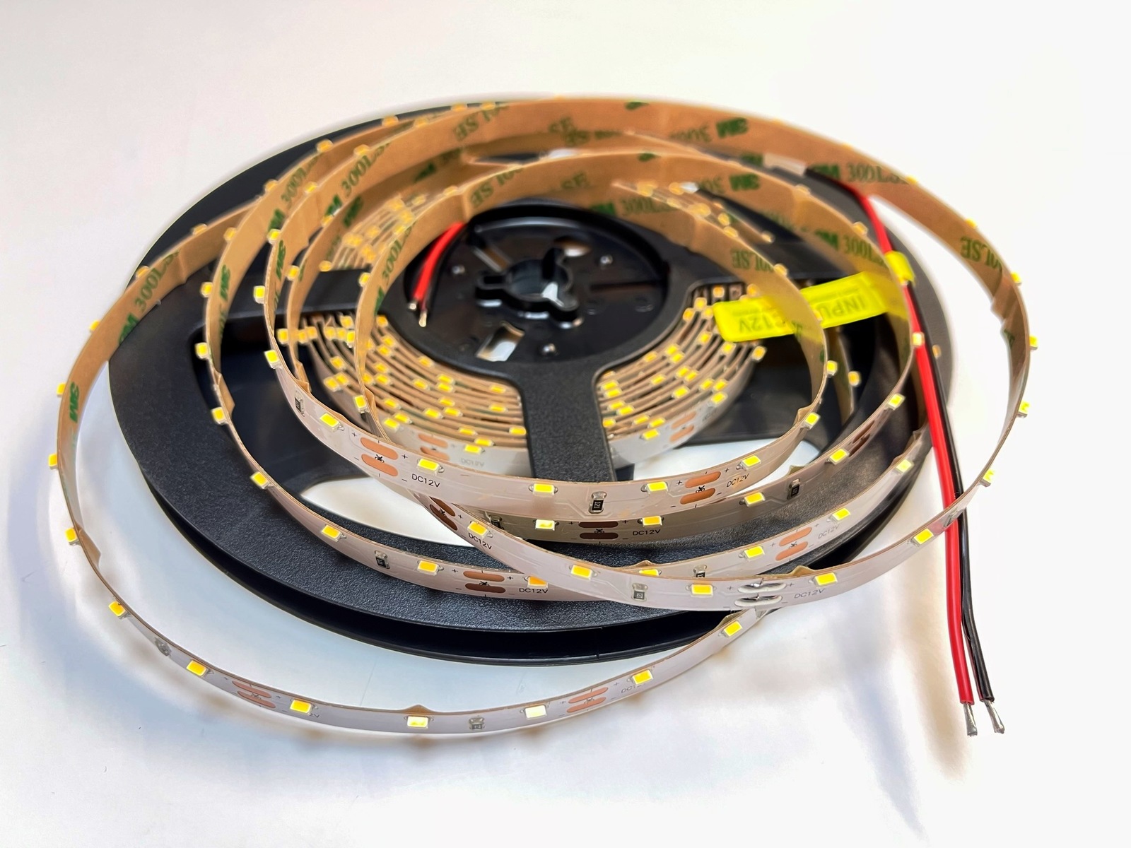 LED pásek s bočním svitem 3014 EPISTAR | 60LED | 7,2W | 12V | IP20 |