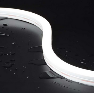 LED neon bílý - S2020 | 15W | 24V | IP67 | horizontální | výroba na míru |