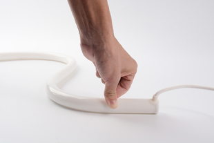 LED neon černý - R25B | 10W | 24V | IP65 | výroba na míru |