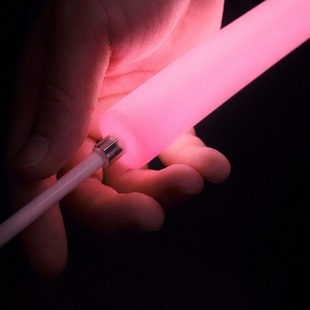 LED neon růžový - kulatý R25 | bílé pouzdro | 10W | 24V | IP67 | výroba na míru |