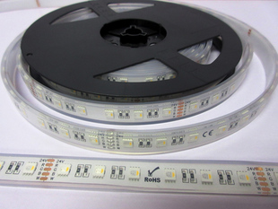 LED pásek vodotěsný EPISTAR RGBW | 4v1 | 60LED | 19,2W | 24V | IP68 |