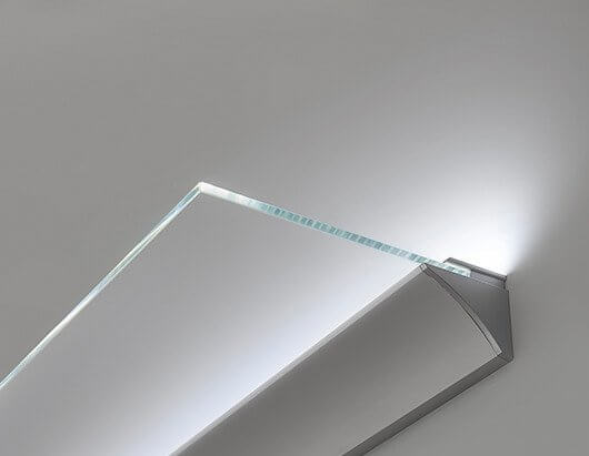 led profil pro led pasek na osvětlení skla
